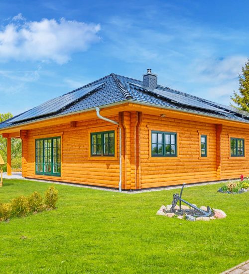 LeonWood_Blockhaus_Finnari_2002K_01_Aussenansicht_rgb